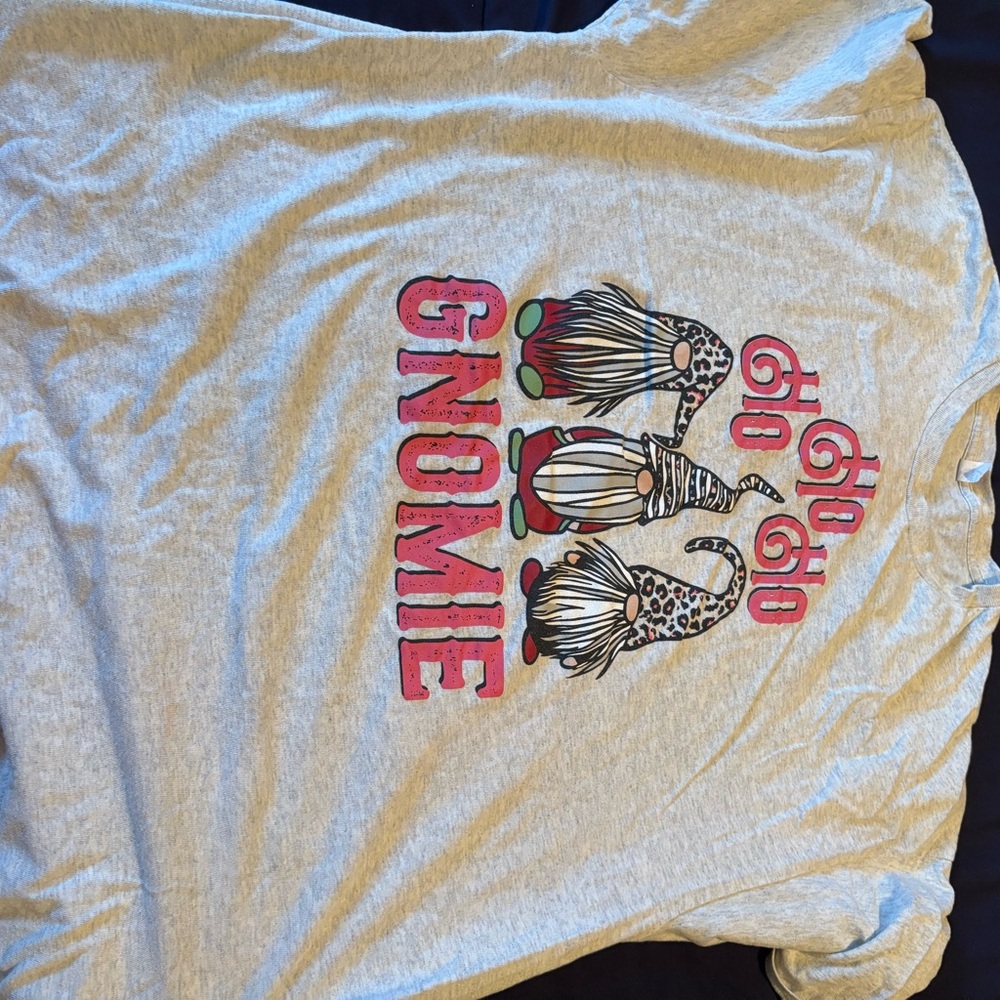 Gray Ho Ho Ho Gnomie Graphic T-Shirt